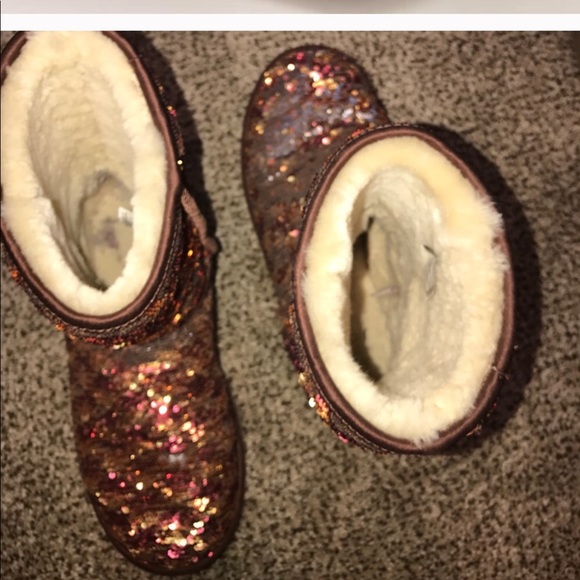 UGG  Classic Short Sparkles 1002766 Bottes - Picture 6 of 8